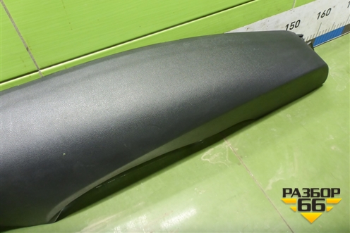 Обшивка стойки задняя нижняя правая (лифтбек) (5E5867766B) для Skoda Octavia (A7) с 2013г (Октавия)