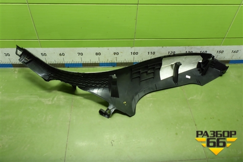 Обшивка стойки задняя нижняя левая  (лифтбек) (5E5867765B) для Skoda Octavia (A7) с 2013г (Октавия)