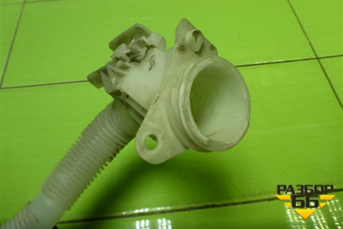 Горловина бачка омывателя лобового стекла для Skoda Octavia (A7) с 2013г (Октавия)