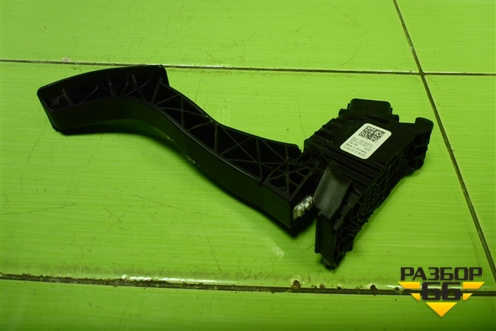 Педаль газа электронная (5Q1723503H) для Skoda Octavia (A7) с 2013г (Октавия)