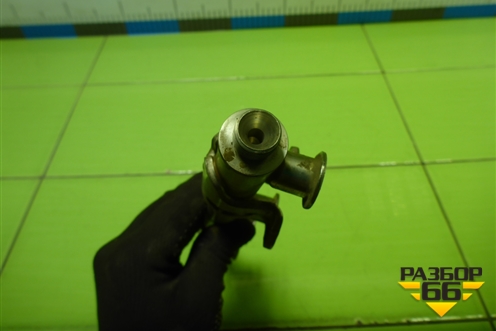 Рейка топливная рампа (1.4л CZD) (04E133320D) для Skoda Octavia (A7) с 2013г (Октавия)