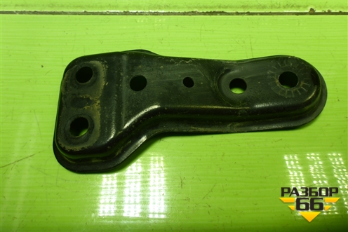 Кронштейн подрамника правый (5Q0199518E) для Skoda Octavia (A7) с 2013г (Октавия)