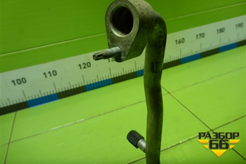 Трубка кондиционера (5Q0820743C) для Skoda Octavia (A7) с 2013г (Октавия)