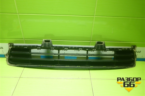 Решетка в передний бампер центральная (86531Q5000) для Kia Seltos с 2019-2025г (Селтос)