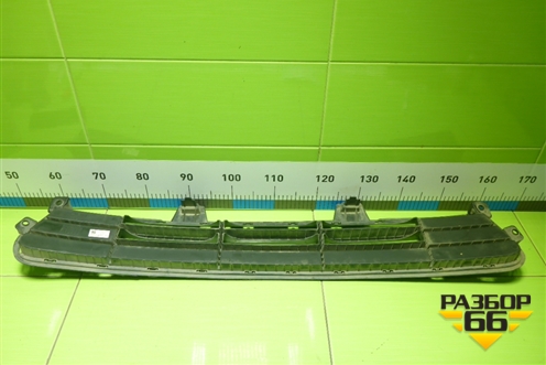 Решетка в передний бампер центральная (86531Q5000) для Kia Seltos с 2019-2025г (Селтос)