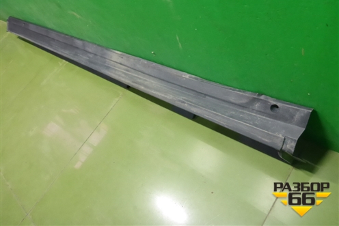 Накладка на порог наружная левая (7586042030) для Toyota Rav-4 с 2018г (Рав 4)