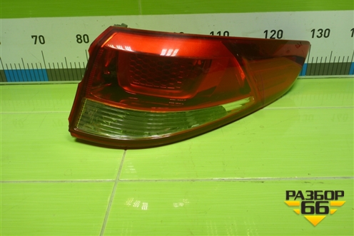 Фонарь задний наружный правый (после 2020г галоген) (924024X500) для Kia Rio с 2011-2016г (Рио 3)