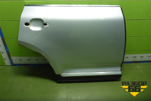 Дверь задняя правая для Volkswagen Touareg c 2002-2010г (Туарег)