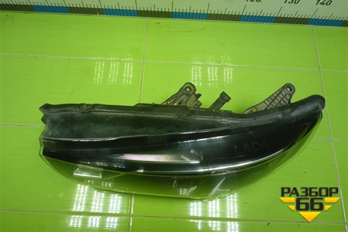 Фара левая (до 2022г галоген) (8450006953) для VAZ Vesta/Веста с 2015г