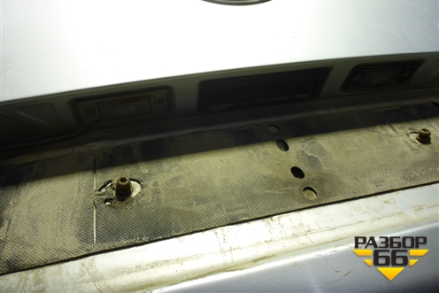 Дверь багажника со стеклом для Volkswagen Touareg c 2002-2010г (Туарег)