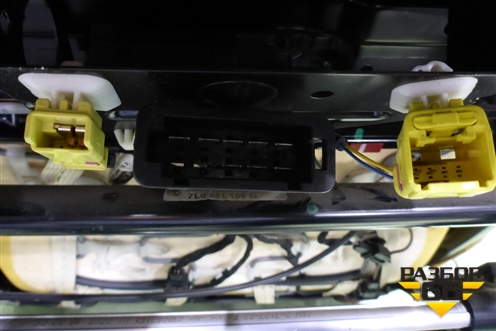 Сиденья комплект (AIR BAG подогрев) для Volkswagen Touareg c 2002-2010г (Туарег)