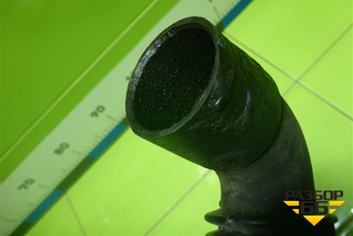 Горловина залива масла  (20476865) для Volvo TRUCK FM с 2001-2013г (ФМ)