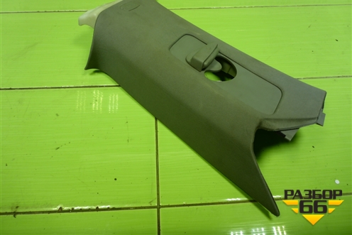 Обшивка стойки задняя верхняя левая (передняя часть) (7L6867241) для Volkswagen Touareg c 2002-2010г (Туарег)