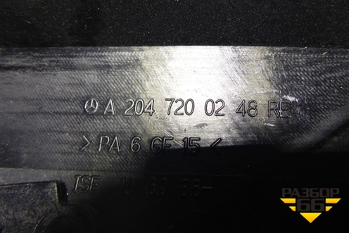 Накладка двери передней правой уголок (A2047200248) для Mercedes Benz C-Klass W204 с 2007-2014г (Ц)