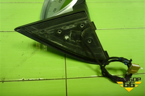 Зеркало правое электрическое (7 контактов до 2006г) для Volkswagen Touareg c 2002-2010г (Туарег)