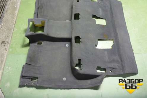 Покрытие напольное (задняя часть) (7L6863367DJ) для Volkswagen Touareg c 2002-2010г (Туарег)