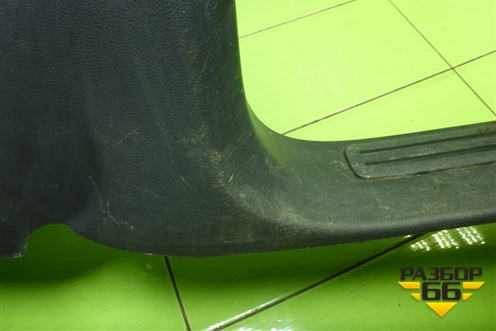 Накладка порога внутренняя правая (7L0853370) для Volkswagen Touareg c 2002-2010г (Туарег)