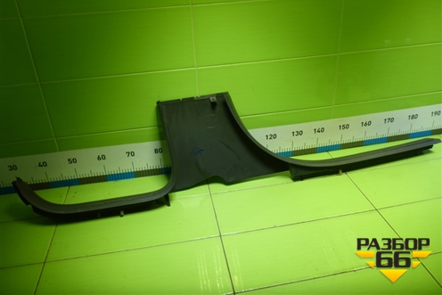 Накладка порога внутренняя правая (7L0853370) для Volkswagen Touareg c 2002-2010г (Туарег)