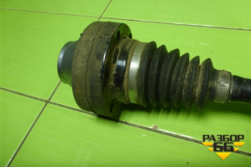 Привод передний правый  (шлиц 38) (7L6407271D) для Volkswagen Touareg c 2002-2010г (Туарег)