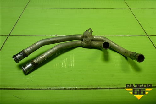 Трубки системы охлаждения для Volkswagen Touareg c 2002-2010г (Туарег)