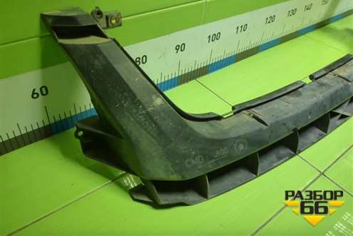 Кронштейн переднего бампера (7L6807699B) для Volkswagen Touareg c 2002-2010г (Туарег)