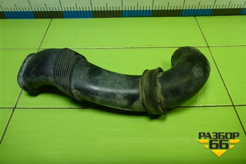 Патрубок воздушного фильтра (7L6129752A) для Volkswagen Touareg c 2002-2010г (Туарег)