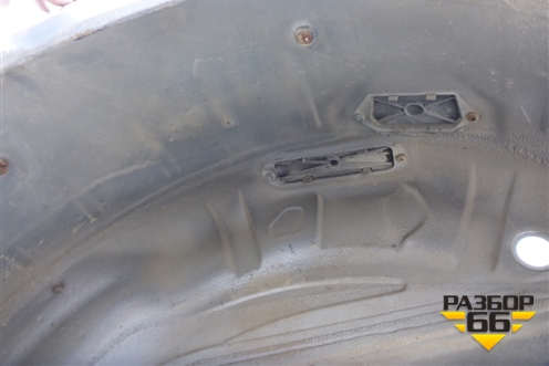 Крыло заднее левое для Volkswagen Touareg c 2002-2010г (Туарег)