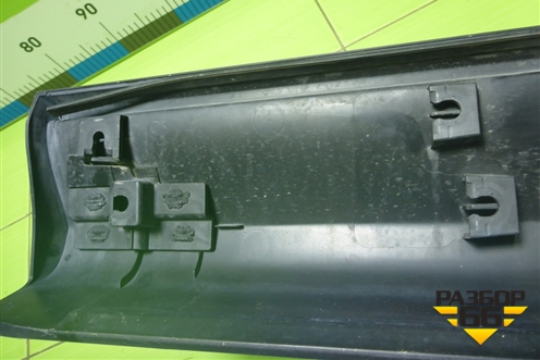 Накладка двери задней правой (KB7W51RC1) для Mazda CX 5 с 2017г (СХ5)