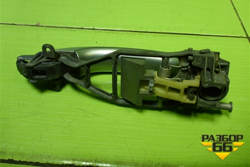 Ручка наружная двери задней левой (7L0839885A) для Volkswagen Touareg c 2002-2010г (Туарег)