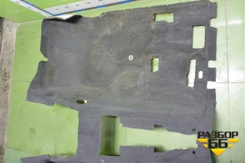 Покрытие напольное (передняя часть) (7L6863103HT) для Volkswagen Touareg c 2002-2010г (Туарег)