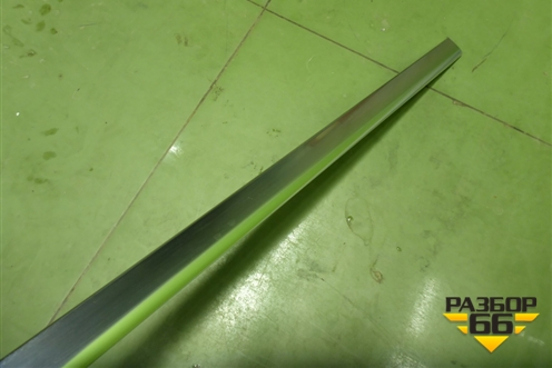 Молдинг крыши левый (над дверями) для Volkswagen Touareg c 2002-2010г (Туарег)