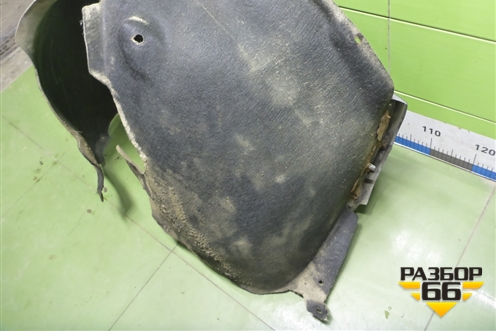 Локер передний правый для Volkswagen Touareg c 2002-2010г (Туарег)