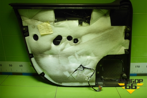 Обшивка двери передней правой под электрику (7L6867012EK) для Volkswagen Touareg c 2002-2010г (Туарег)