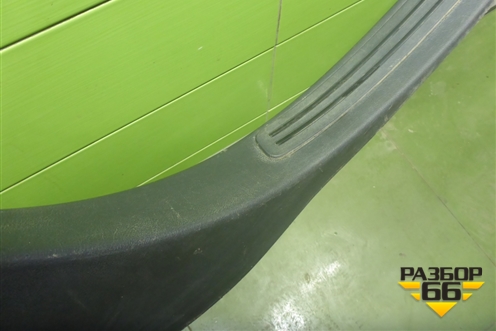 Накладка порога внутренняя левая (7L0853369) для Volkswagen Touareg c 2002-2010г (Туарег)