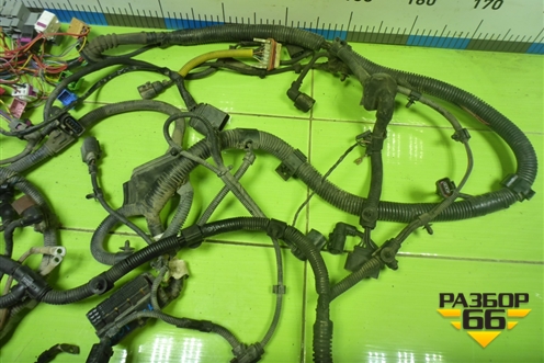 Проводка подкапотная (2.5л BAC) для Volkswagen Touareg c 2002-2010г (Туарег)