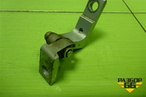 Петля двери передней левой верхняя для Volkswagen Touareg c 2002-2010г (Туарег)