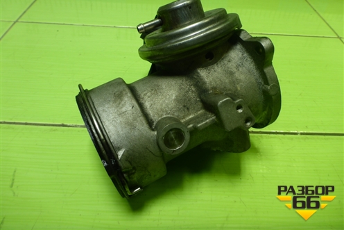 Заслонка воздушная (2.5л BAC) для Volkswagen Touareg c 2002-2010г (Туарег)