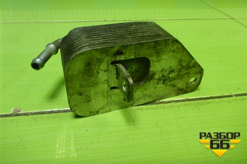 Радиатор топливный (7L6203491A) для Volkswagen Touareg c 2002-2010г (Туарег)