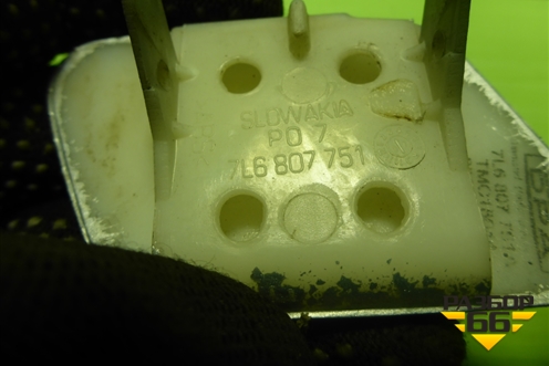 Крышка форсунки омывателя фары левая (7L6807751) для Volkswagen Touareg c 2002-2010г (Туарег)