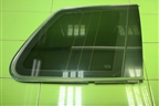 Стекло глухое правое для Volkswagen Touareg c 2002-2010г (Туарег)