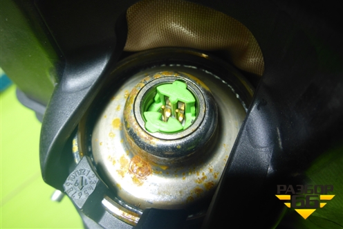 Подушка безопасности пассажирская в торпедо для Mercedes Benz C-Klass W204 с 2007-2014г (Ц)