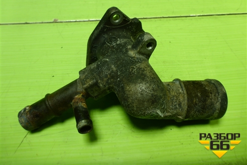 Фланец двигателя системы охлаждения (1.4л G4FA) для Hyundai Solaris с 2010-2016г (Солярис)