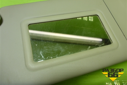 Козырёк солнцезащитный левый для Nissan Terrano с 2014г (Терано)