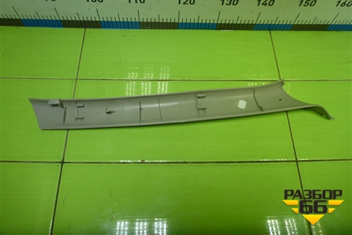 Обшивка стойки лобового стекла левая (8200732334) для Nissan Terrano с 2014г (Терано)