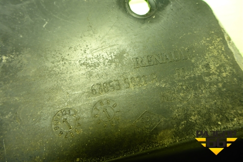 Брызговик передний левый (638535922R) для Nissan Terrano с 2014г (Терано)