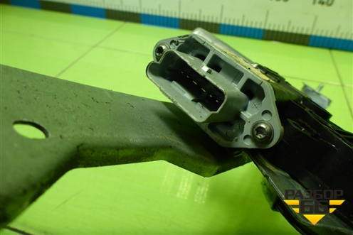 Стеклоподъёмник электрический передний левый для Nissan Terrano с 2014г (Терано)