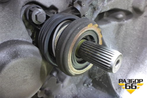 МКПП (1.6л H4MD438) (320104280R) для Nissan Terrano с 2014г (Терано)