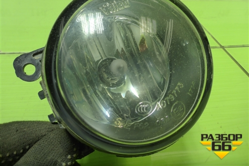 Фара противотуманная L=R (8200074008) для Nissan Terrano с 2014г (Терано)