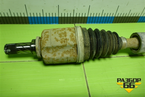 Привод передний левый (шлиц наруж-25,внутр-26) (391015061R) для Nissan Terrano с 2014г (Терано)