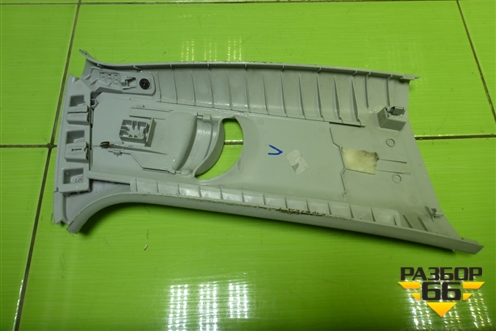 Обшивка стойки центральная верхняя левая (6RU867243E) для Volkswagen Polo (седан) с 2010г (Поло)